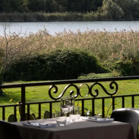 Logis Les Vieilles Granges-les-Beaumont