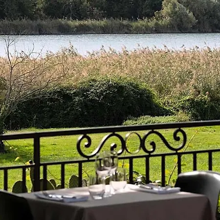 Logis Les Vieilles Otel 2*