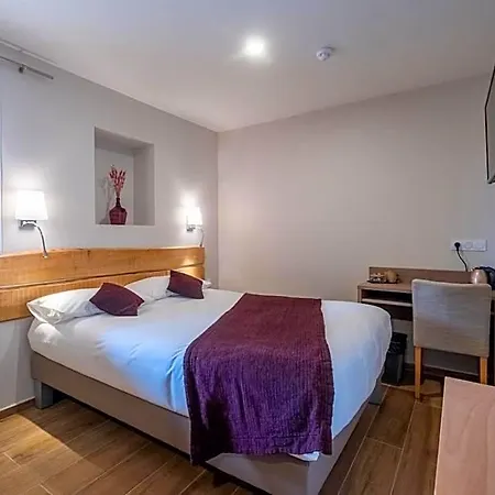Otel Logis Les Vieilles 2*